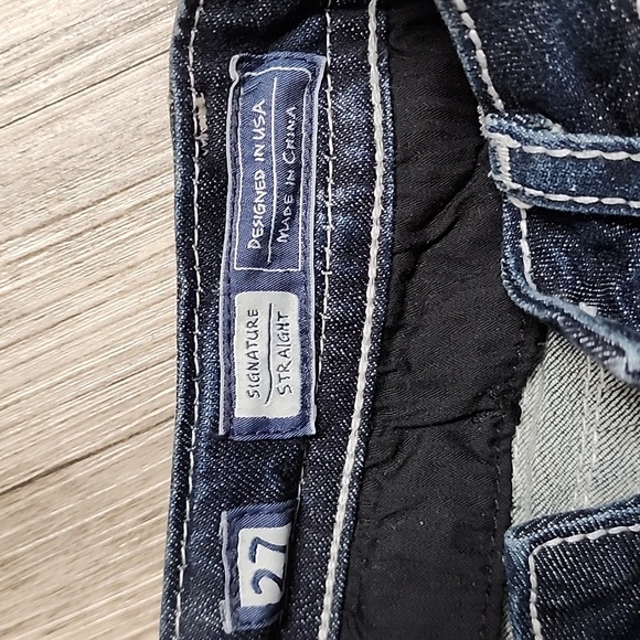 Jeans - Picture 2 of 3